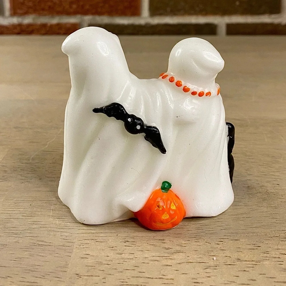 Vtg Avon Halloween Ghostly Glow‎ Wax Figurine Ghosts Black Cat Jack O Lanterns